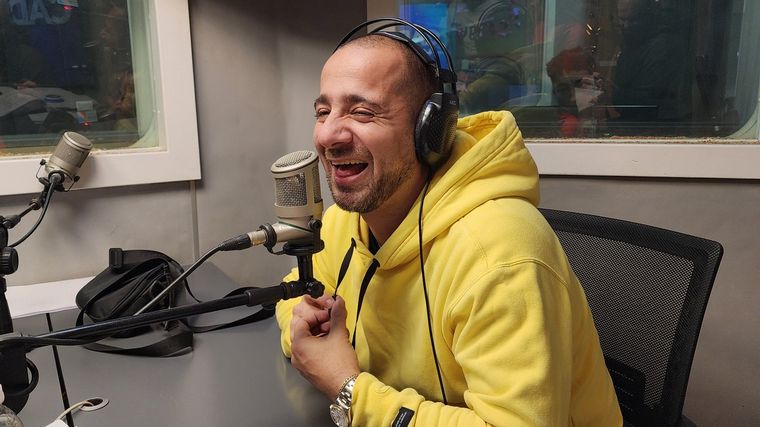 Los Pelafustanes visitaron los estudios de Cadena 3 en la previa del reencuentro