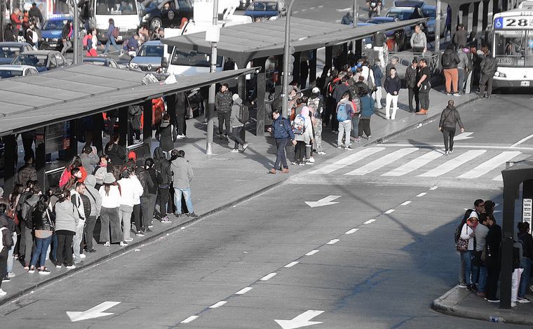 A pesar del subsidio, hay menos unidades y reducción de frecuecuencias.