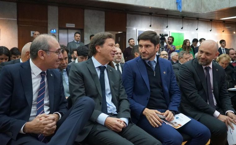 La economía muestra señales de recuperación después de 25 meses, según informe.