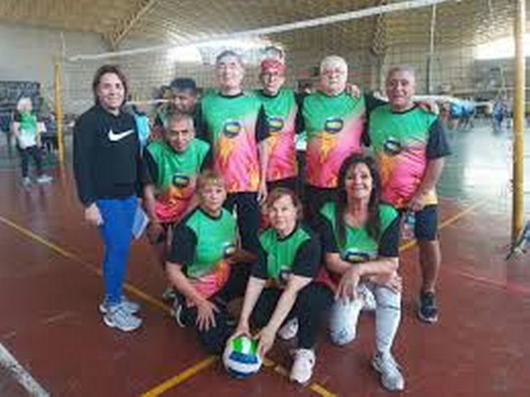 Newcom, Voley adaptado a personas mayores de 50 para tener una vida saludable