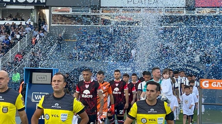 Así fue el recibimiento para Talleres en el clásico frente a Instituto