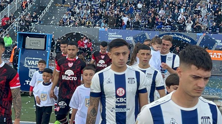 Así fue el recibimiento para Talleres en el clásico frente a Instituto