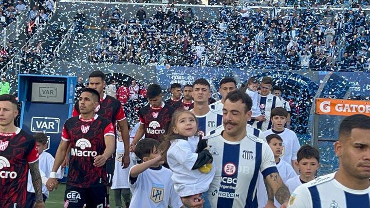 Así fue el recibimiento para Talleres en el clásico frente a Instituto