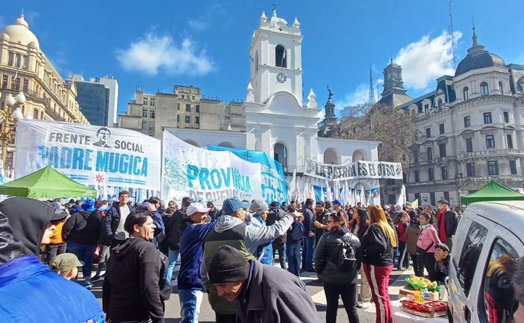 Marcha de la CGT en Buenos Aires. (Foto: Orlando Morales/Cadena 3)