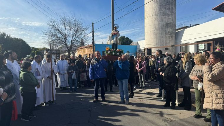 La procesión en Córdoba, en barrio Altamira