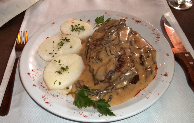 ''La Rosa Blanca'', una buena opción para disfrutar de los mejores sabores en invierno.