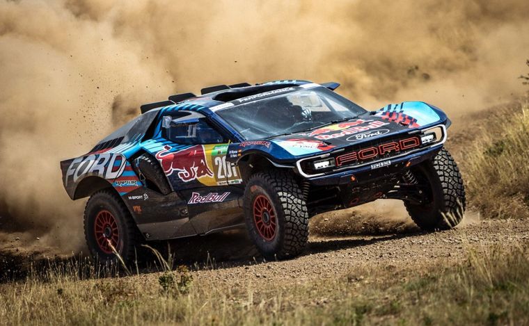 Nani Roma se impuso en la Baja Hungría con el Ford Raptor T1+