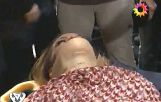 Rocío Guirao Díaz con cuello ortopédico (Imagen de TV)