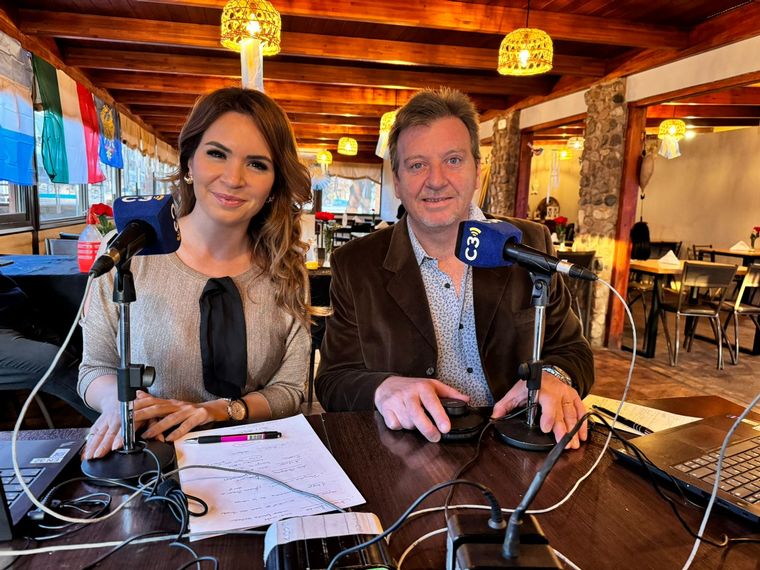 Siempre Juntos, desde Colonia Caroya.