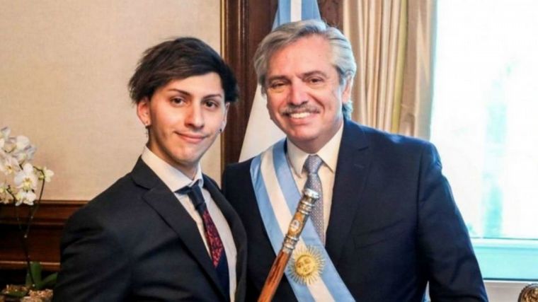 El hijo de Alberto Fernández denunció acoso mediático y se despegó de su padre