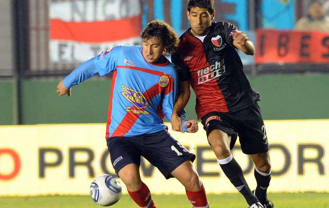 Jugaron en 18 oportunidades con 8 victorias para Arsenal y 4 para Colón.