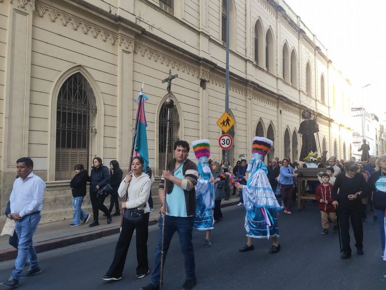 Así fue la procesión por San Roque, el vicepatrono de la ciudad de Córdoba