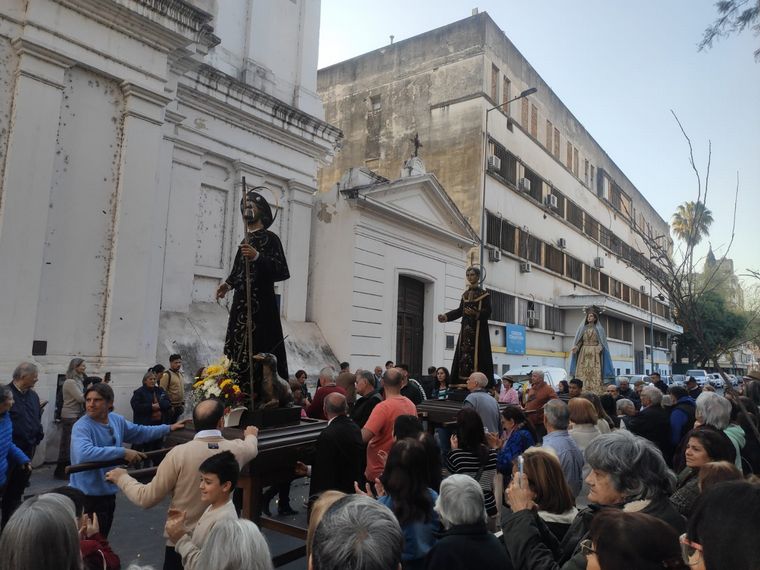 Así fue la procesión por San Roque, el vicepatrono de la ciudad de Córdoba