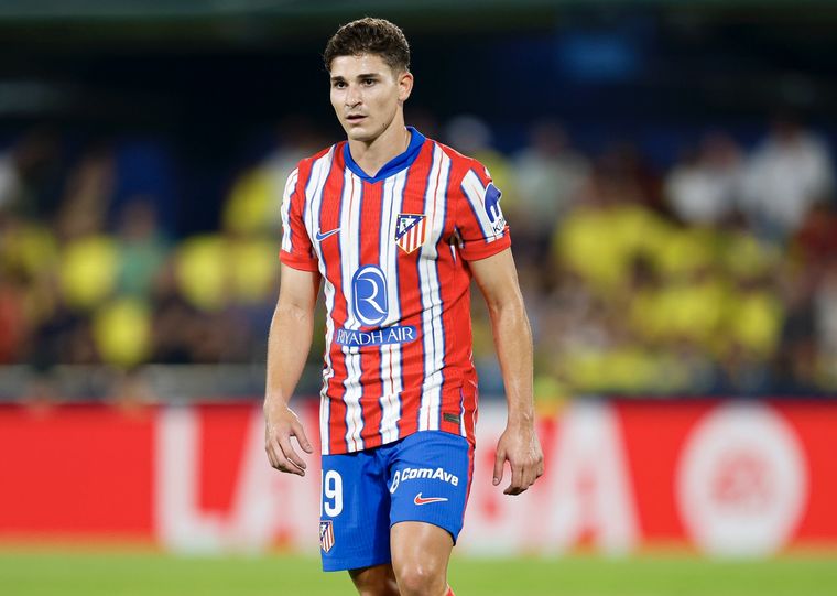 El Atlético de Madrid empató con Villarreal en el debut de Julián Álvarez