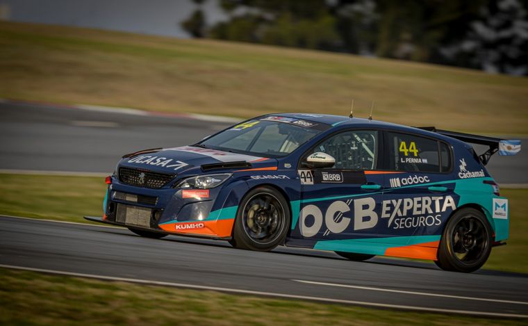 Pernía y su jerarquía, lideran de entrada en Mercedes, Uruguay