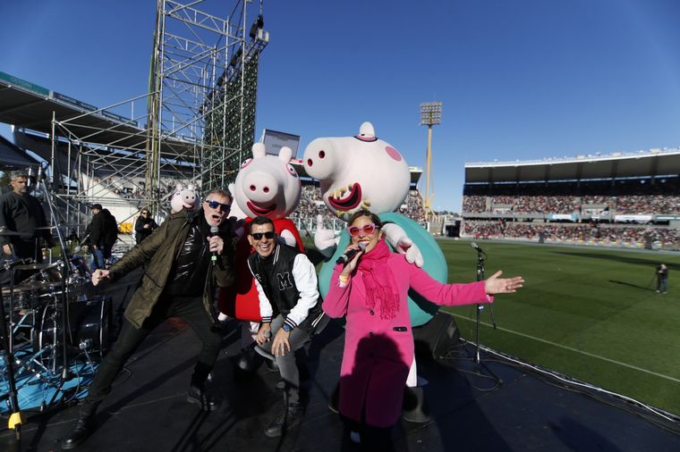 Color y alegría en el Kempes por el Día del Niño de Cadena 3