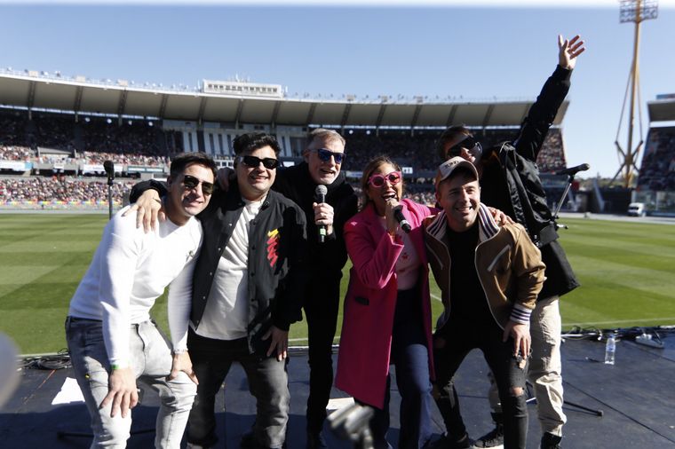 Color y alegría en el Kempes por el Día del Niño de Cadena 3