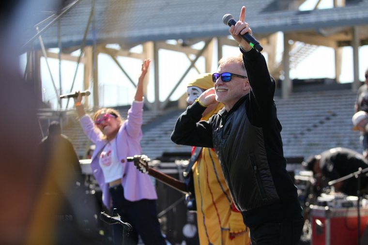 Color y alegría en el Kempes por el Día del Niño de Cadena 3