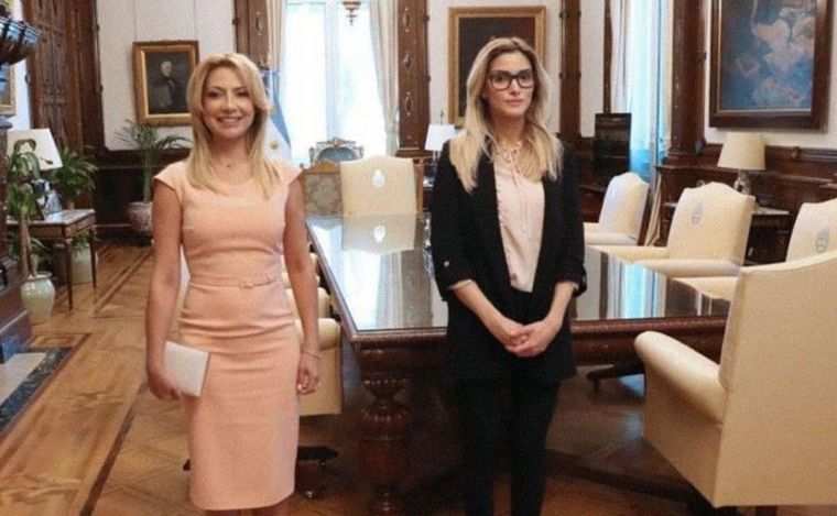 Fabiola Yañez y su examiga, Sofría Pacchi.