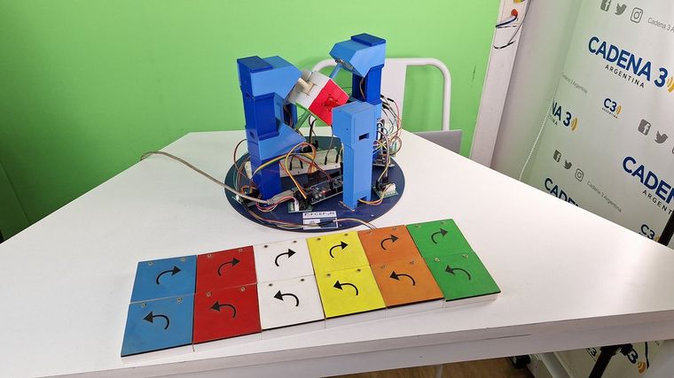 Estudiantes de la UNC adaptaron un juego para personas con discapacidad