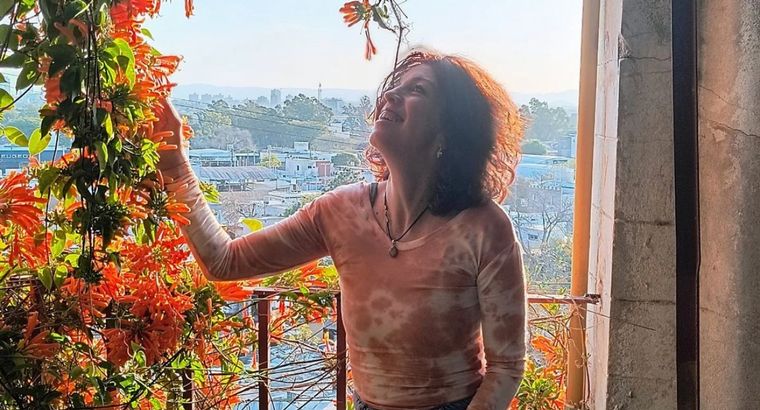 Eugenia López Ardiles, enfrenta el Parkinson con baile y alegría