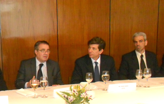 El Emprecor se presentó en sociedad.