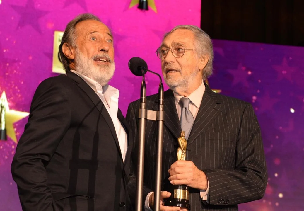 Guillermo Francella y Luis Brandoni, en los Martín Fierro de Cine (Foto: NA)