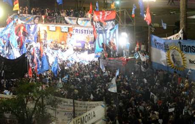 Festejos en Plaza de Mayo