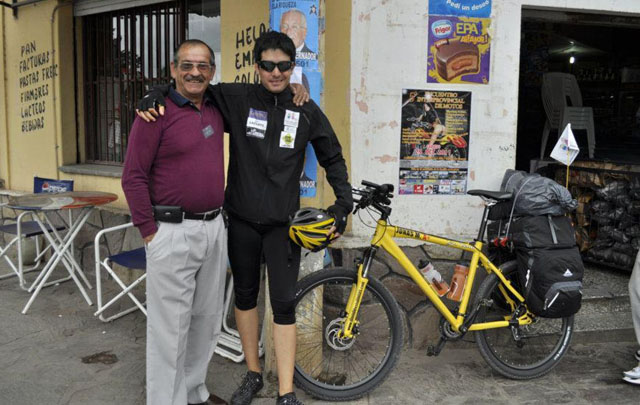 Jonás Moro realiza un viaje cultural por las distintas provincias argentinas.