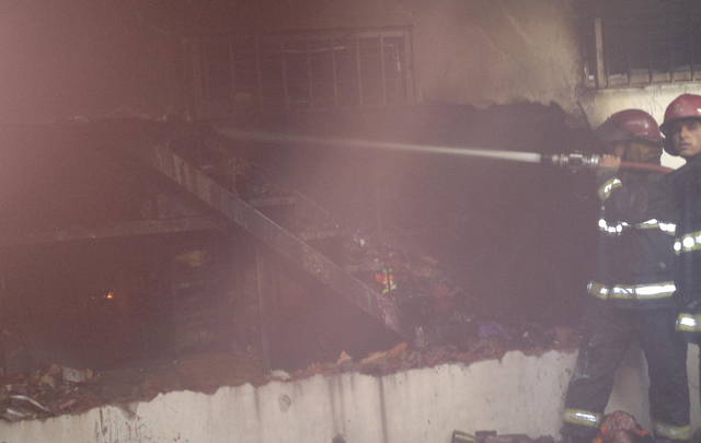 El humo invadió el microcentro.