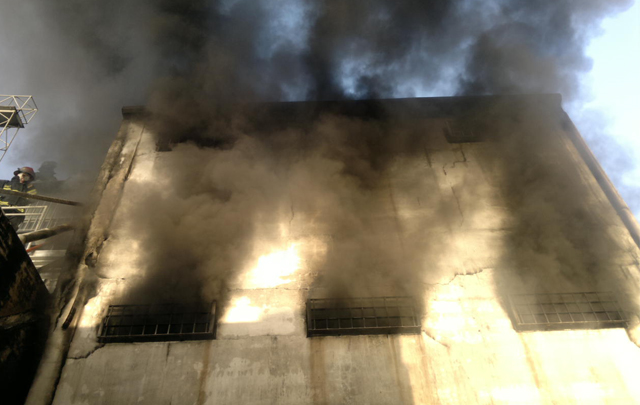 El humo invadió el microcentro.