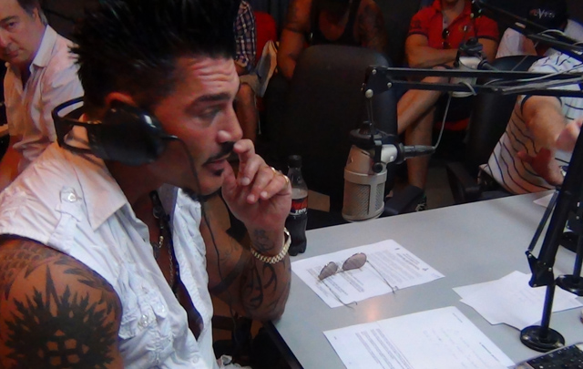 Ricardo Fort, en el estudio de Cadena 3.