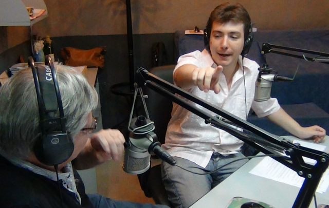 Ariel Tarico en el estudio de Cadena 3