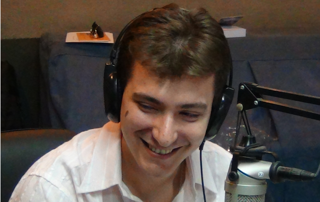 Ariel Tarico en el estudio de Cadena 3