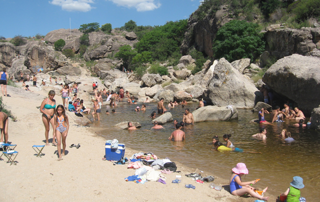 Nido de Aguila, uno de los clásicos balnearios de Mina Clavero