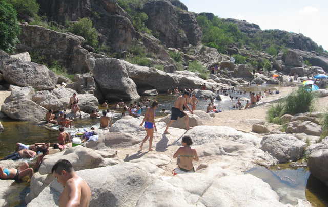 Nido de Aguila, uno de los clásicos balnearios de Mina Clavero