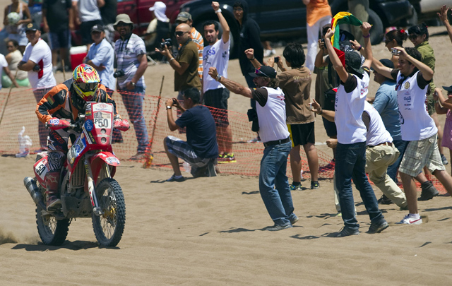 Carlos Salvatierra en la 9º etapa del Dakar 2012