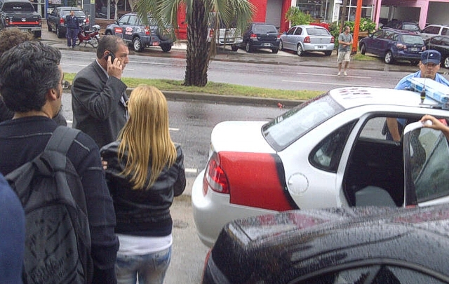 La actriz fue trasladada en un patrullero al hospital para el dosaje.