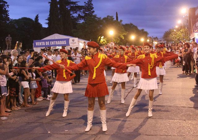 La festividad reúne a las danzas y comidas del mundo en Alta Gracia.