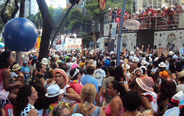 La alegría brasilera ya fluye a borbotones en la ciudad de Río de Janeiro.