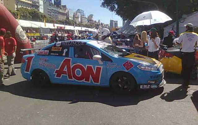 Súper TC 2000 en el circuito callejeros de la ciudad de Buenos Aires