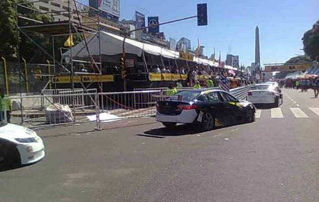 Súper TC 2000 en el circuito callejeros de la ciudad de Buenos Aires