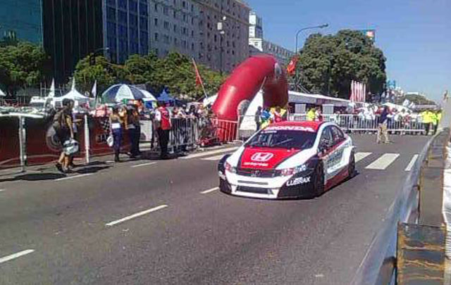 Súper TC 2000 en el circuito callejeros de la ciudad de Buenos Aires