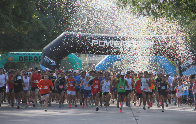 Más de tres mil personas participaron de la carrrera.