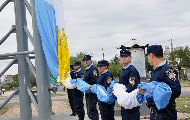 Quedó habilitado el mástil más alto de Córdoba.