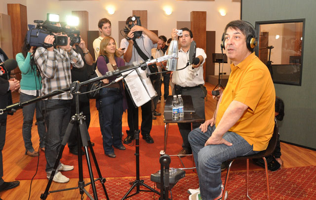 Ultimas fotos de Adrián Otero en la Casa de la Música en Villa Mercedes donde grabó su disco.