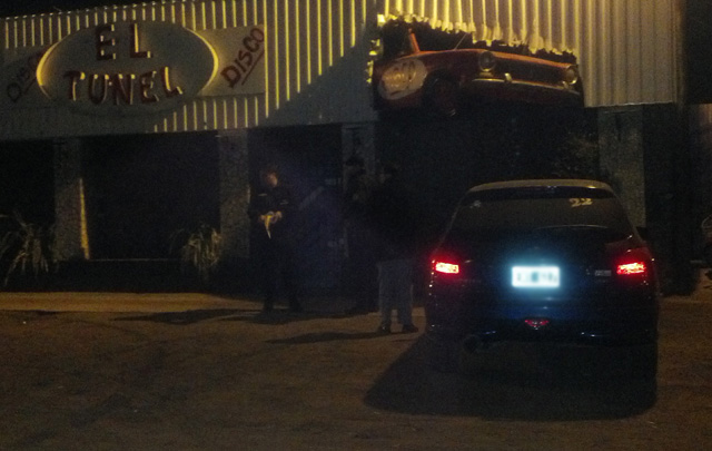 El cabaret estaba disfrazado como una discoteca.