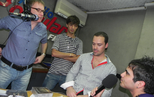 Los chicos de la Express en Los Populares