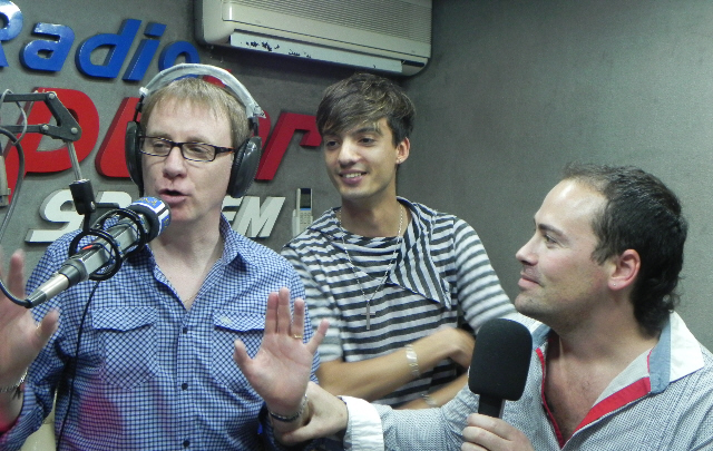 Los chicos de la Express en Los Populares