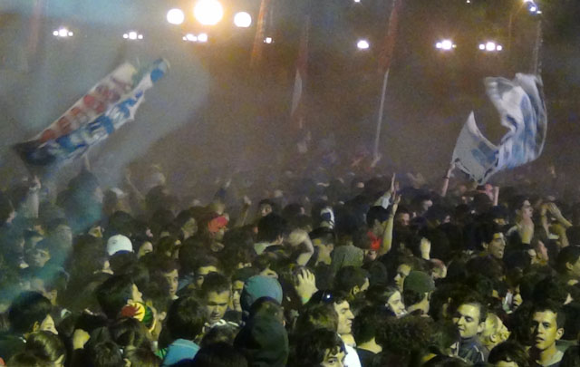 Miles de personas disfrutaron de la jornada soleada y primaveral.